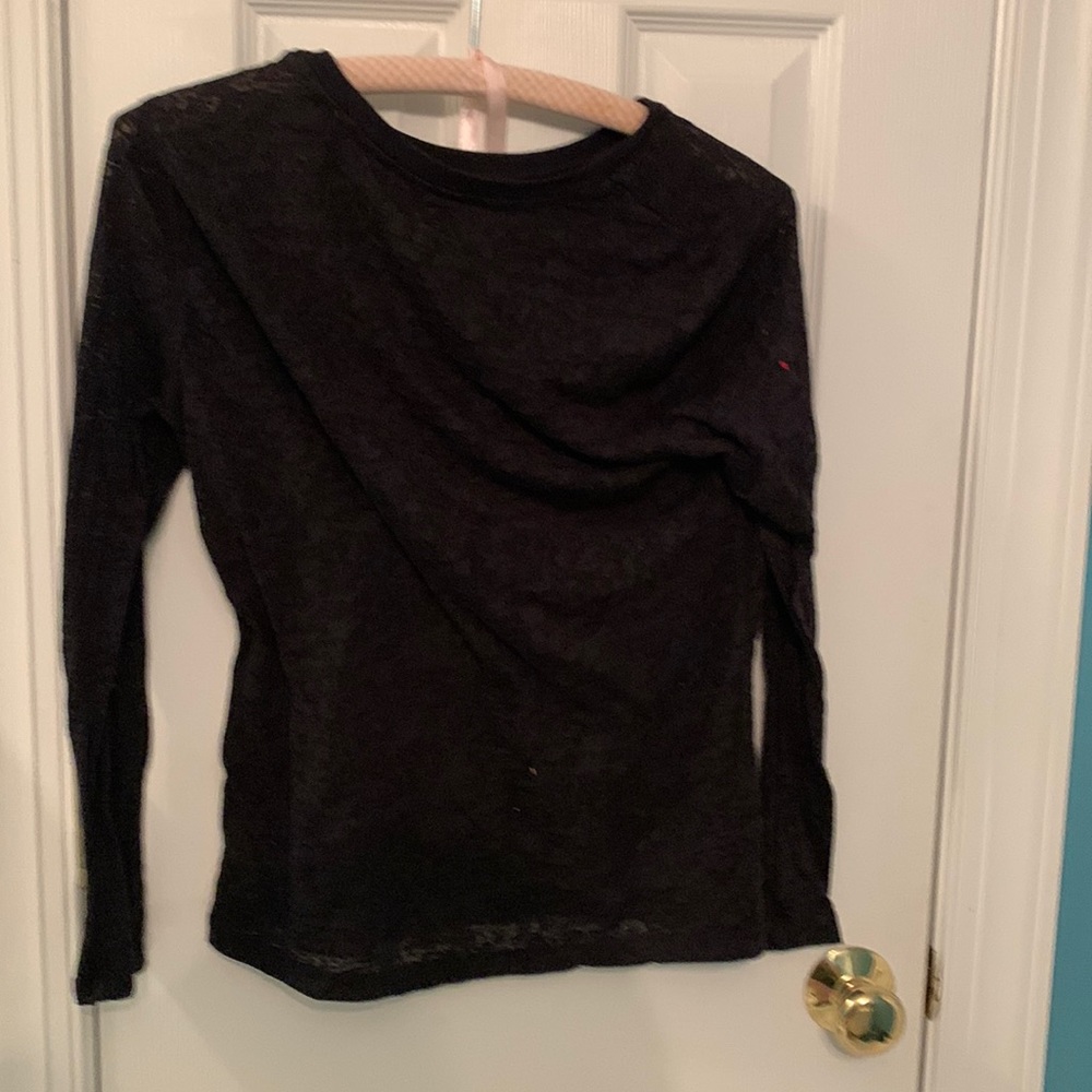 Black shirt